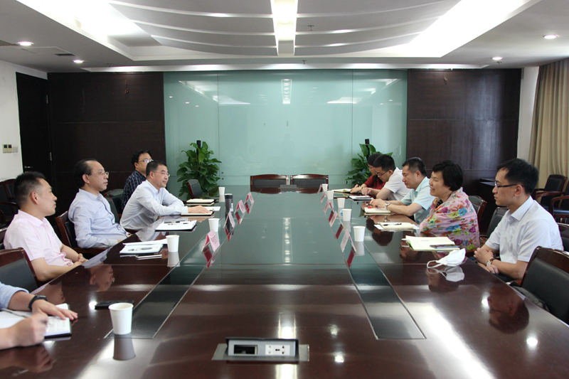 浙江經(jīng)貿(mào)職業(yè)技術(shù)學(xué)院黨委書(shū)記勞賜銘一行到訪浙農(nóng)