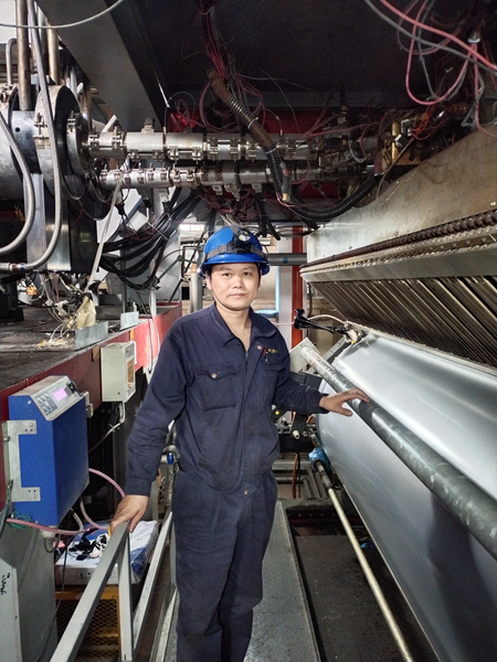 三十年如一日守護(hù)薄膜生產(chǎn) &mdash;&mdash;新光公司包材車間班長(zhǎng)姜良?xì)w