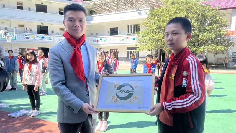 1666841247789892.jpg 文中提到的浙農logo手繪畫_副本.jpg